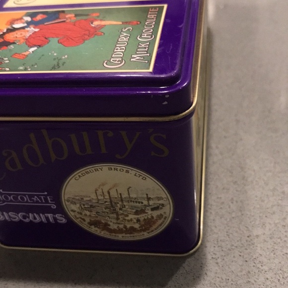 ♦️5 for $15♦️ vintage Cadbury candy tin - Picture 4 of 6